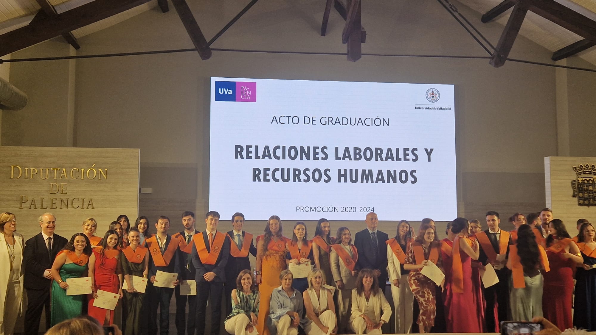 Ceremonia de graduación de la promoción 2020-2024 del Grado en Relaciones Laborales y Recursos Humanos